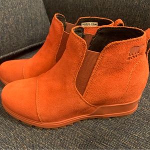 Sorel wedges booties